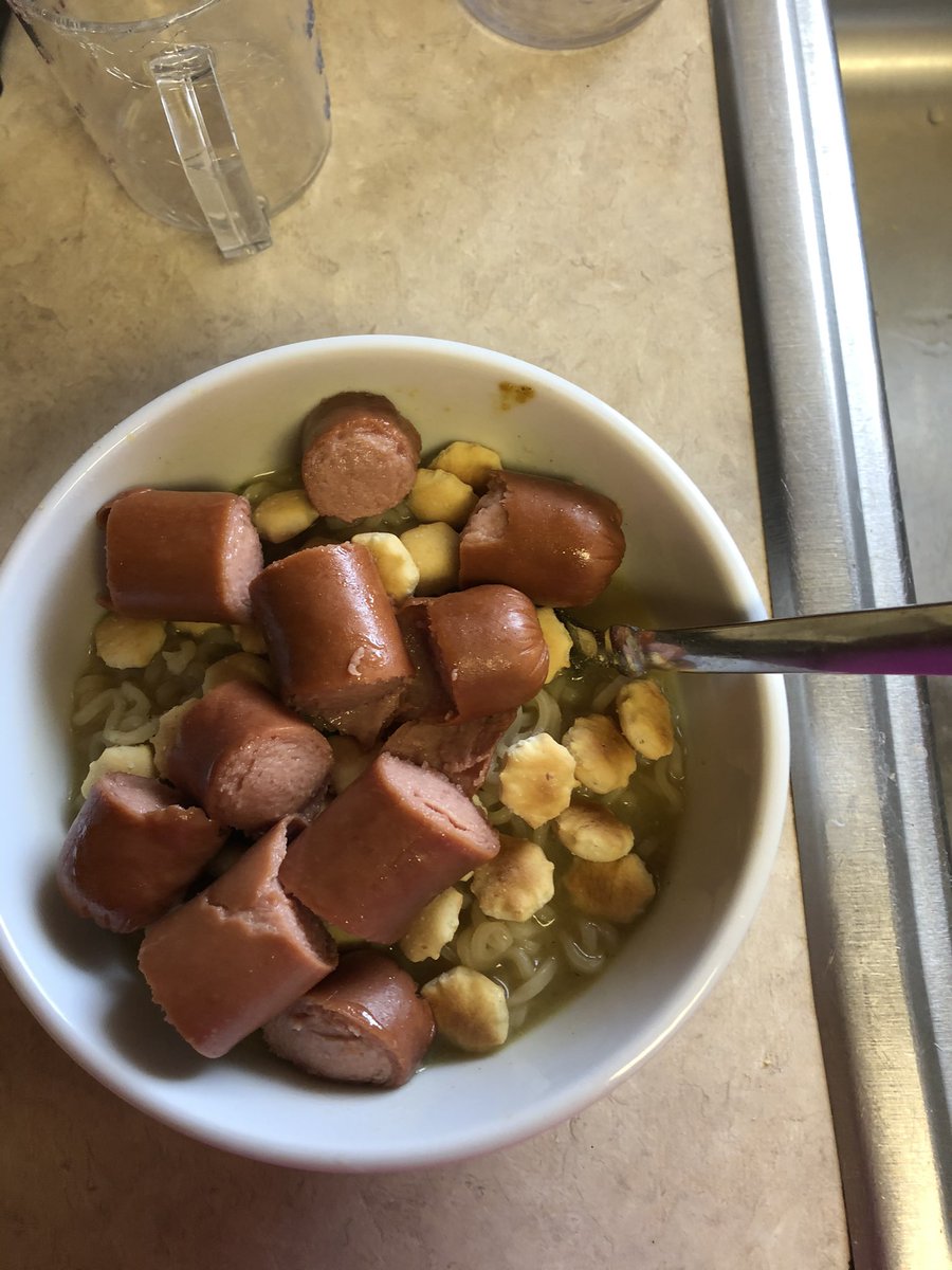 CodeFGC's tweet image. Cursed ramen 2 chicken and glizzy