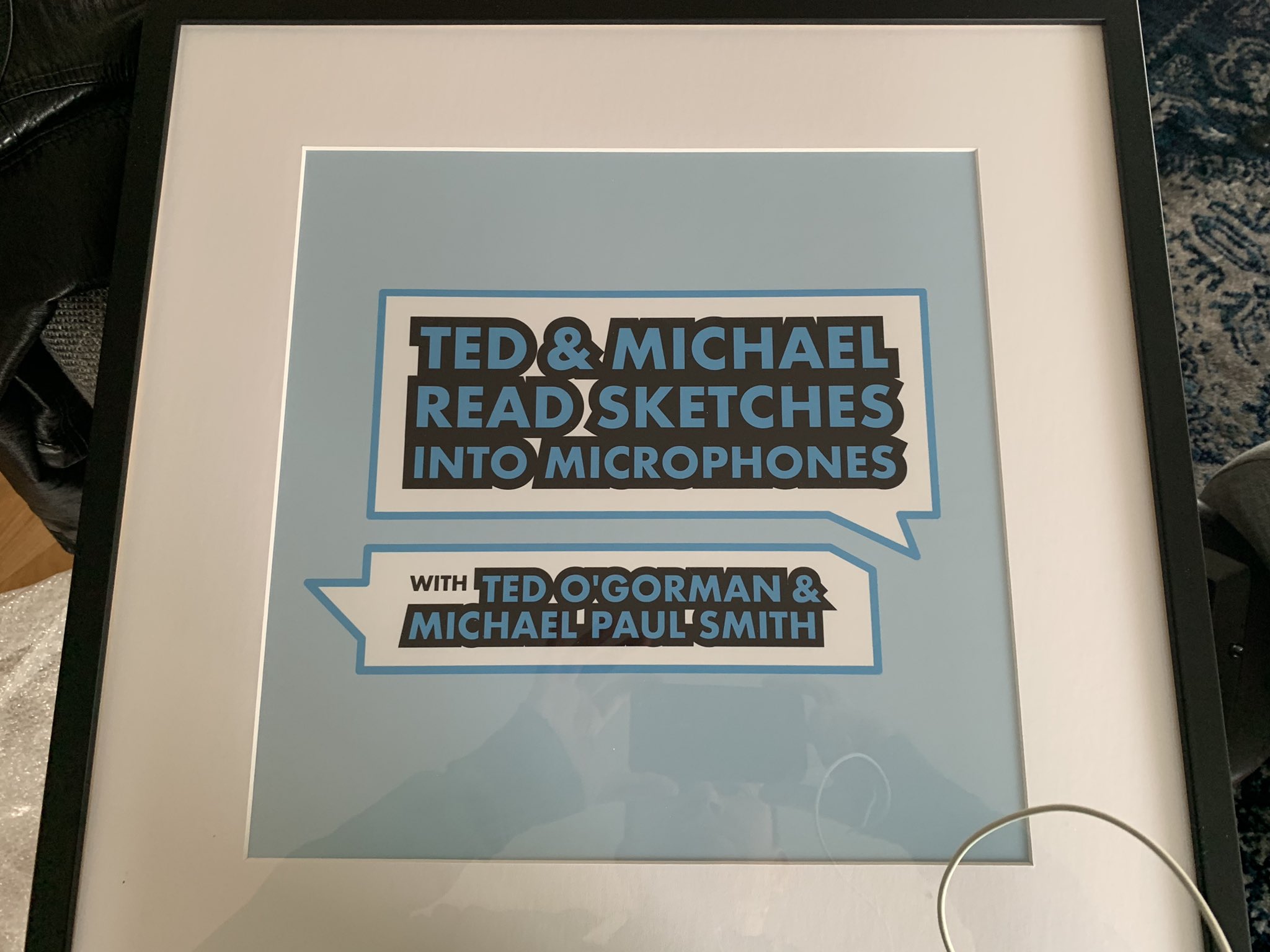 Michael Paul Smith Really Ties The Room Together T Co Unasmtug8x Twitter