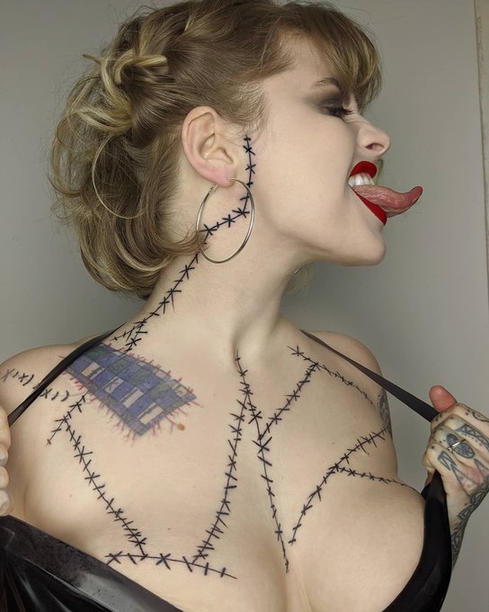 I got hotter. Sorry x https://t.co/Cr8hNZDihI<a href="/tag/edinburgh"class="tags"><span>#edinburgh</span></a>