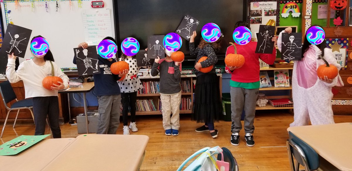 MrsLazo159's tweet photo. Skeletons and pumpkins!  Thank you @PS159_Q and @ps159q_pta for a festive movie and pumpkins! https://t.co/Oy7pQ5z8Hc