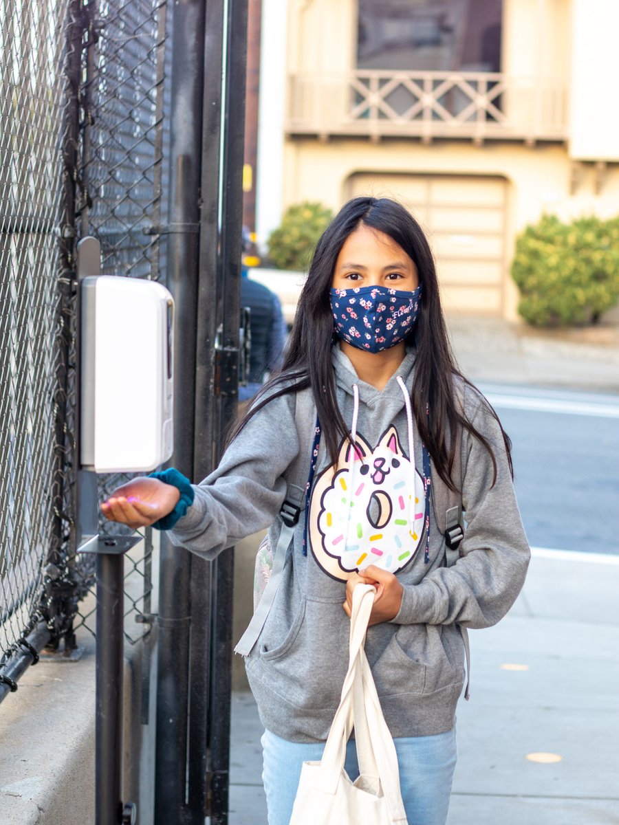 Today is #BackOnCampus for our students in 6th Grade! We are delighted to welcome them, for the very first time, on our Ortega campus 🤩 and wish them a successful and exciting academic year.
<a href="/aefeinfo/">AEFE</a> 
#WeGotThisLFSF #LFSF❤️ #LFSFStrong