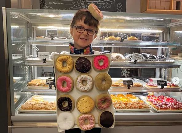 suzyqdoughnuts's tweet image. This Halloween, trick or treating will look different. Might not happen at all.

If that leaves a hole in your middle, how about this:

- we'll give one free doughnut to each kid in a costume who visits our takeaway window on October 31st!

- we'll stay open an hour later til 6PM