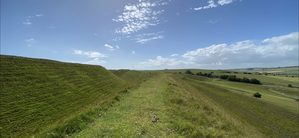 DorsetDiggers's tweet photo. Well Maiden Castle and #HillfortsWednesday certainly are popular (which is totally understandable!) - here’s some more photos of the wonderful ramparts from when the sun was high in the sky and the air was lovely and warm ☀️☀️☀️ https://t.co/k36P1MHPSe