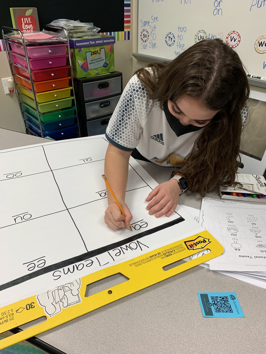 NHS Teaching & Training (@nhsteachtrain) on Twitter photo 2nd Year <a href="/NHSTexans/">Northwest High School</a> Interns are busy reading to their class, helping during library time, as well as making anchor charts! @NHSEdCoaching 2nd Year <a href="/NHSTexans/">Northwest High School</a> Interns are busy reading to their class, helping during library time, as well as making anchor charts! @NHSEdCoaching