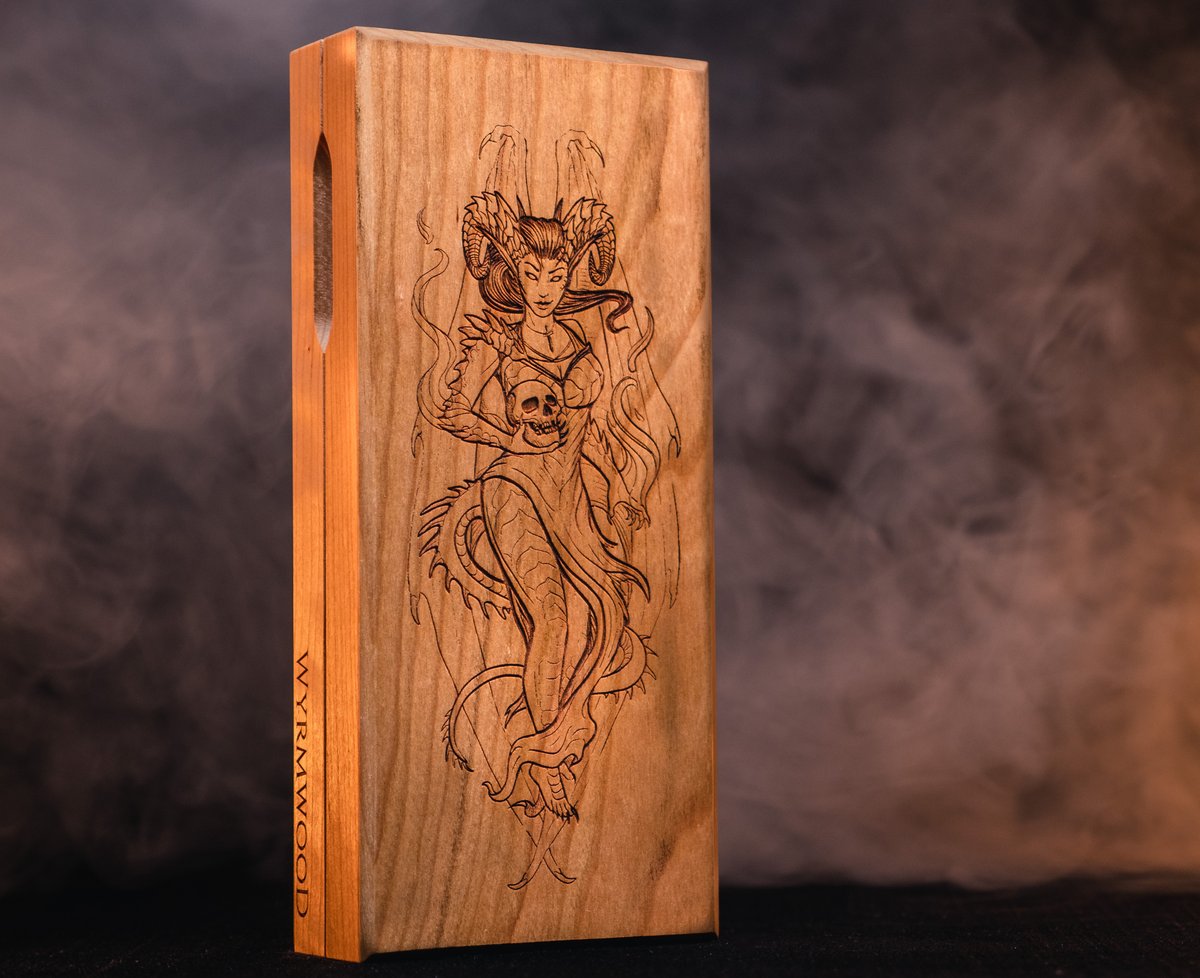WyrmwoodGaming's tweet photo. This #WyrmwoodWednesday we're taking a trip back to last Halloween 🗓️
The winner will get this gorgeous Cherry Master Vault featuring Katalox in her b i p e d a l form. 🐲
(Make sure to check the rules below👇)
#dnd #dice #ttrpg #twitch https://t.co/zTav5w1WGc