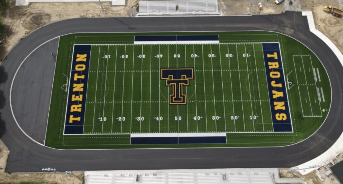 TeamBrockUSA's tweet photo. The Field of the Week is Trenton High School in Michigan! The field was designed by Foresite Design and features @AstroTurfUSA over SP Series shock pad. #BrockUSA #ShockPads #SaferSports https://t.co/vyxq6GnSDR