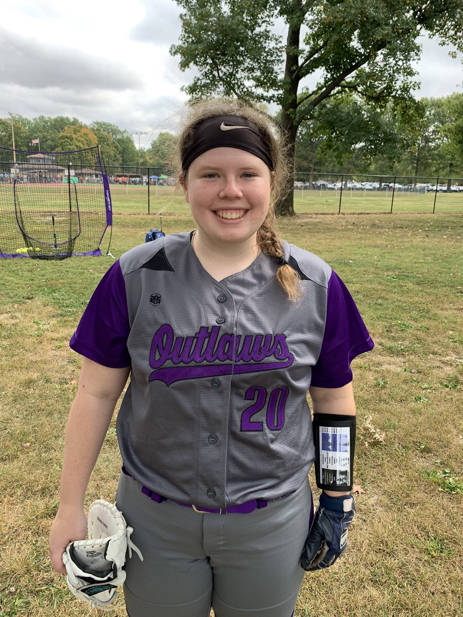 OutlawsFrench's tweet photo. Congratulations to Abby French - 2022 - Presentation (KY) - Abby was inducted into National Honor Society last week! #OutlawNation #HustleandHeart https://t.co/llMMfViHhA