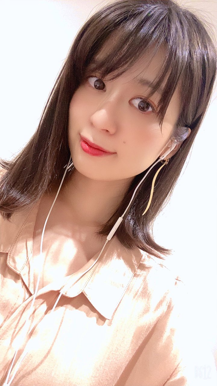 繁田梨世 前髪を伸ばすか切るかどうしようか非常に迷う 伸ばしたいけど邪魔 T Co C1wkuea0qk Twitter