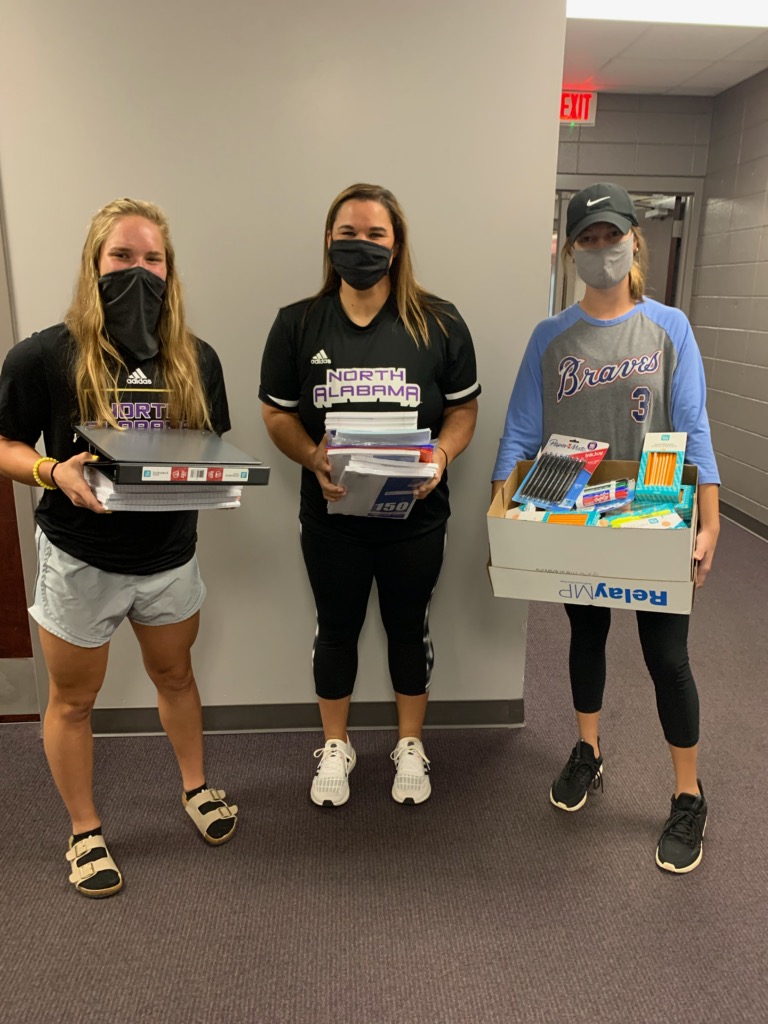 UNA_SAAC's tweet photo. Our Athletes collected and packed over 12 FULL boxes of school supplies by an Alumni's current school they teach at, affected by the hurricanes.
They packed up the boxes yesterday and are being shipped today!
@UNAAthletics #Roarlions https://t.co/Ceq3WK9Kny