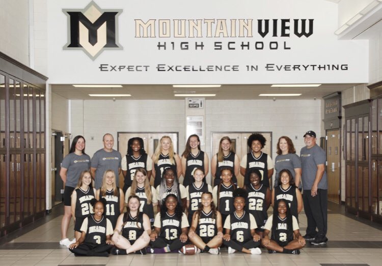 FlagMvhs's tweet photo. The 4-0 MVHS Flag Football Bears! #GoBears #PlayinDecember #GirlsofFall https://t.co/xJMs0zYtR8