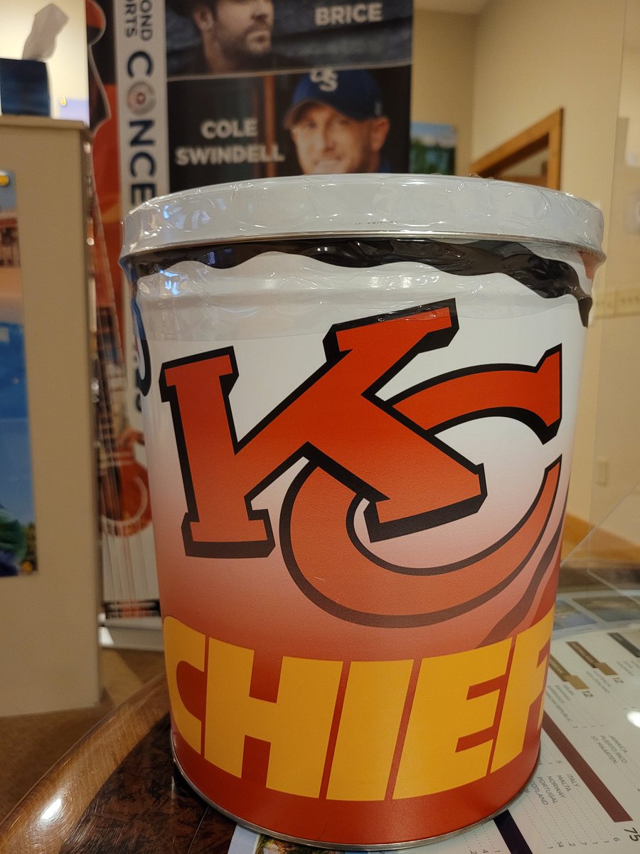 I appreciate everyone that has reached out to me lately and a big thanks to my Tennessee family for sending me this big ole smile in a can ;) #DiamondResorts #DiamondCareers #DiamondFamily