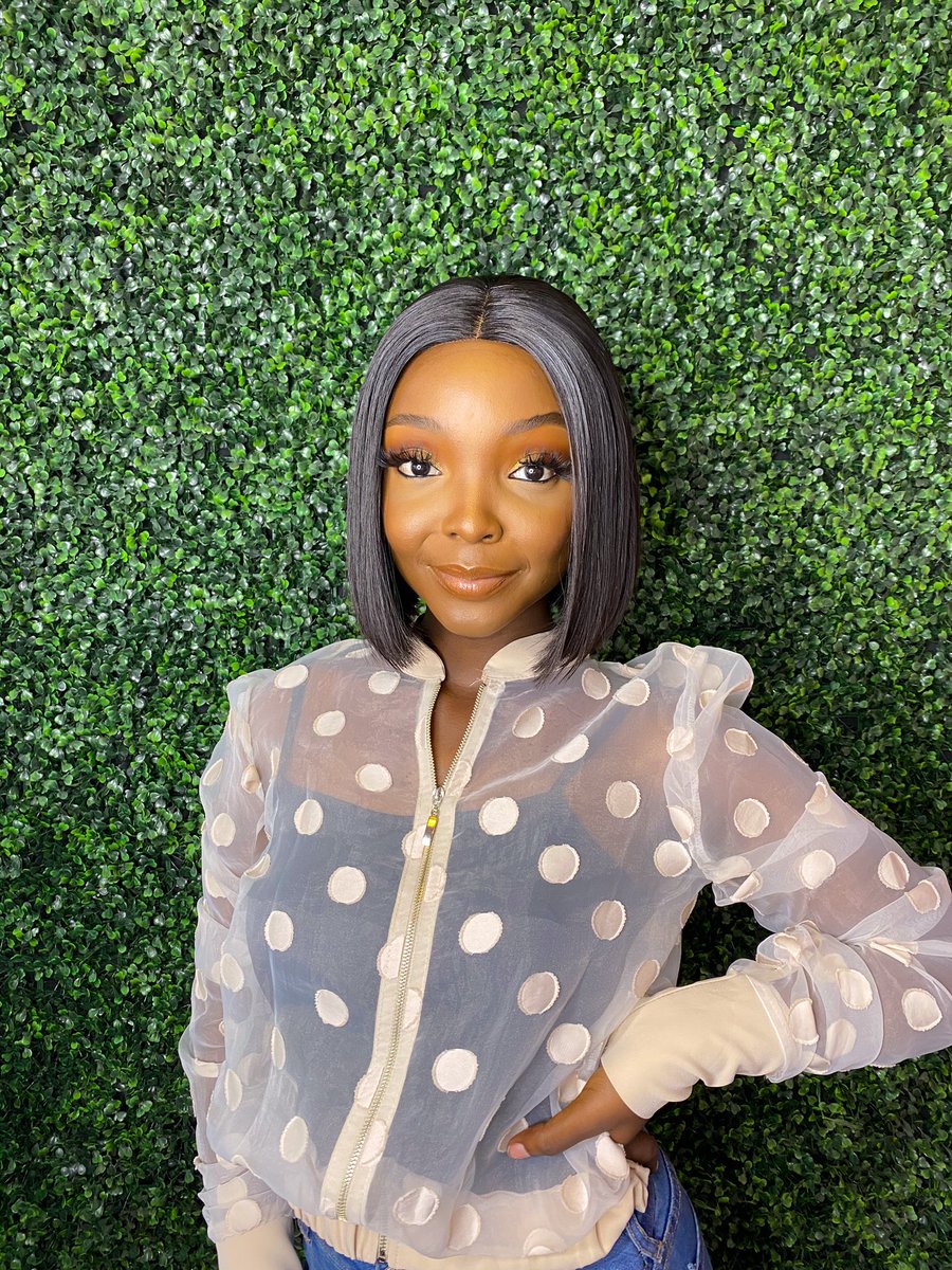 cocoblush_hair's tweet photo. We hope your day is as beautiful as @darasimi_dsf in our PAYNE Wig Unit! ❤️

Length: 10” 200g
Price: 95,000

#Hair #SaloniLekki #CocoDoll #HairTwittet https://t.co/G1ncrkj6UT