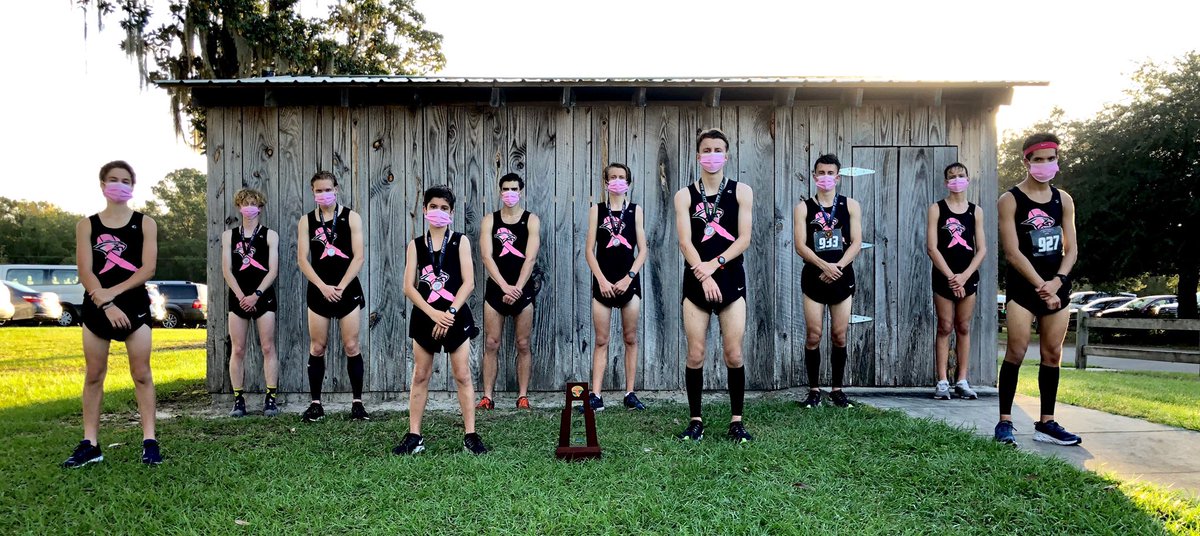 OakHallXC's tweet photo. Boys &amp; Girls are District Champs! @OakHallSchool @athletics_hall @BMctureous https://t.co/ZoBUbN5Zdo