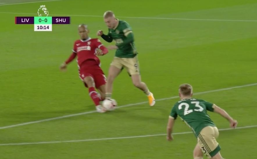 pat_mac10's tweet photo. @premierleague PERFECTLY timed. https://t.co/MEyDYnj5ym
