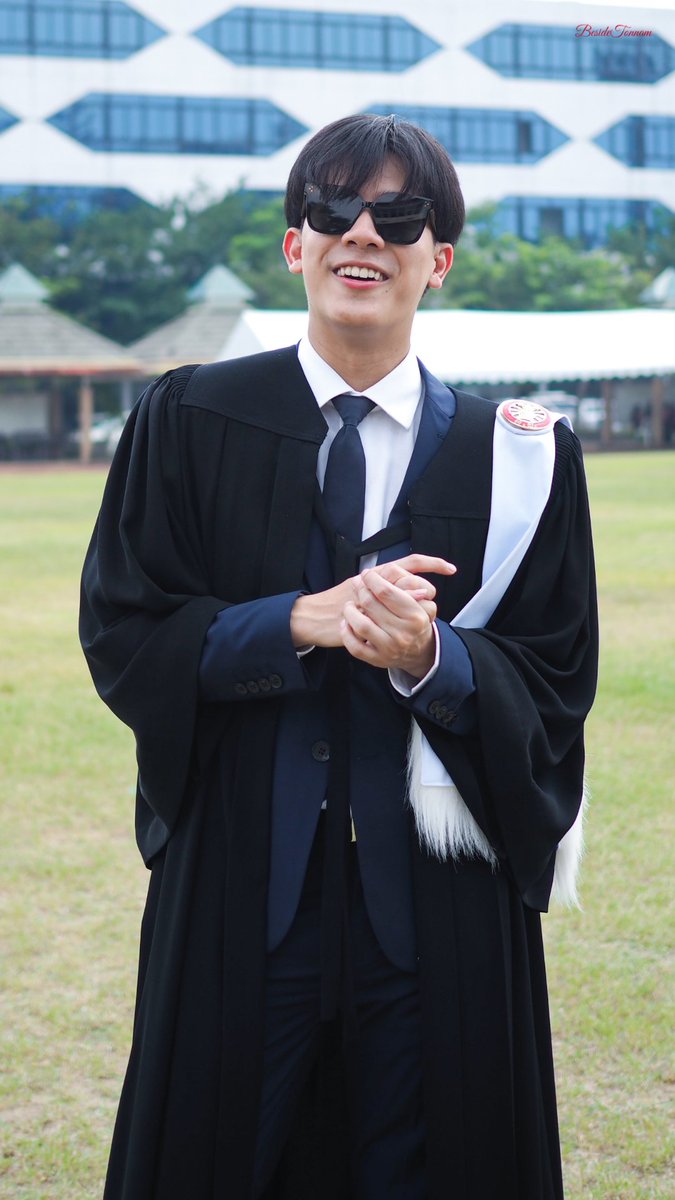 BesideTonnam's tweet photo. เจ้าคนน่ารักตัวเท่าโลก 🥰
@tonnaaam 
#tonnaaam
#TonnamGraduated https://t.co/vNkErbDveA