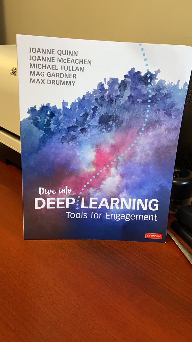 LindaLeeHart's tweet photo. Looks like I will need to reserve some extra reading time this weekend! Excited! Thanks @nlesdca for this delivery! #goodatlearninggoodatlife https://t.co/LFXrgXLii2