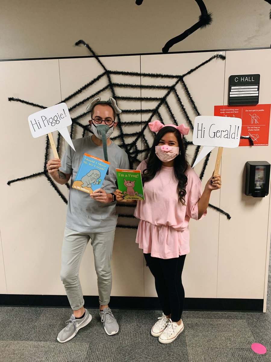 MrRossTeaches's tweet photo. 1B is telling drugs to “BOOK IT!” by dressing up as their favorite storybook character!  #RRW2020 https://t.co/n3SR8YO6gP