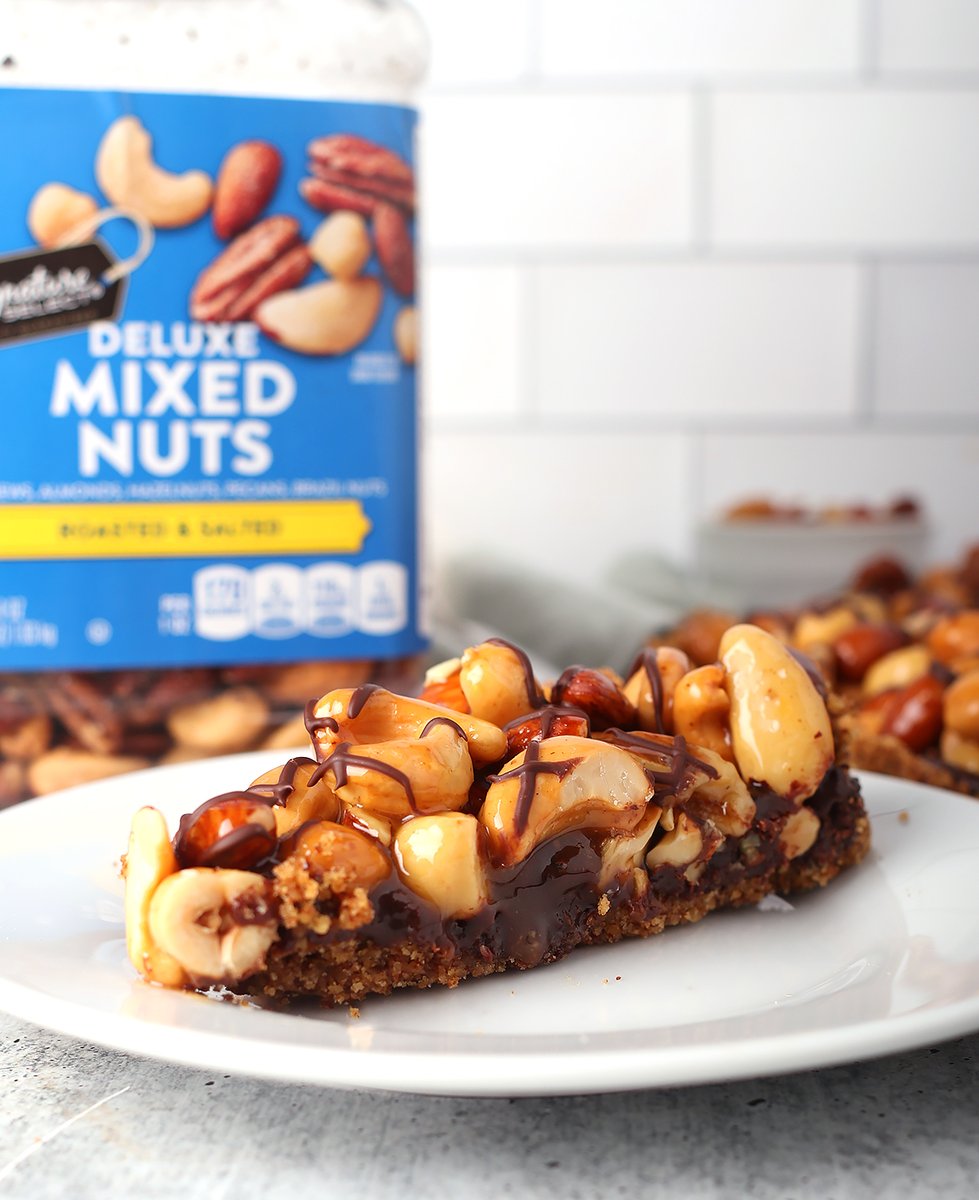 This AMAZING #vegan Salted Turtle Tart is perfect for your holiday table. #ad It is made with just 6 simple ingredients that you can find at your local @safeway store, including Safeway's exclusive brands, Signature SELECT. mydarlingvegan.com/salted-turtle-…