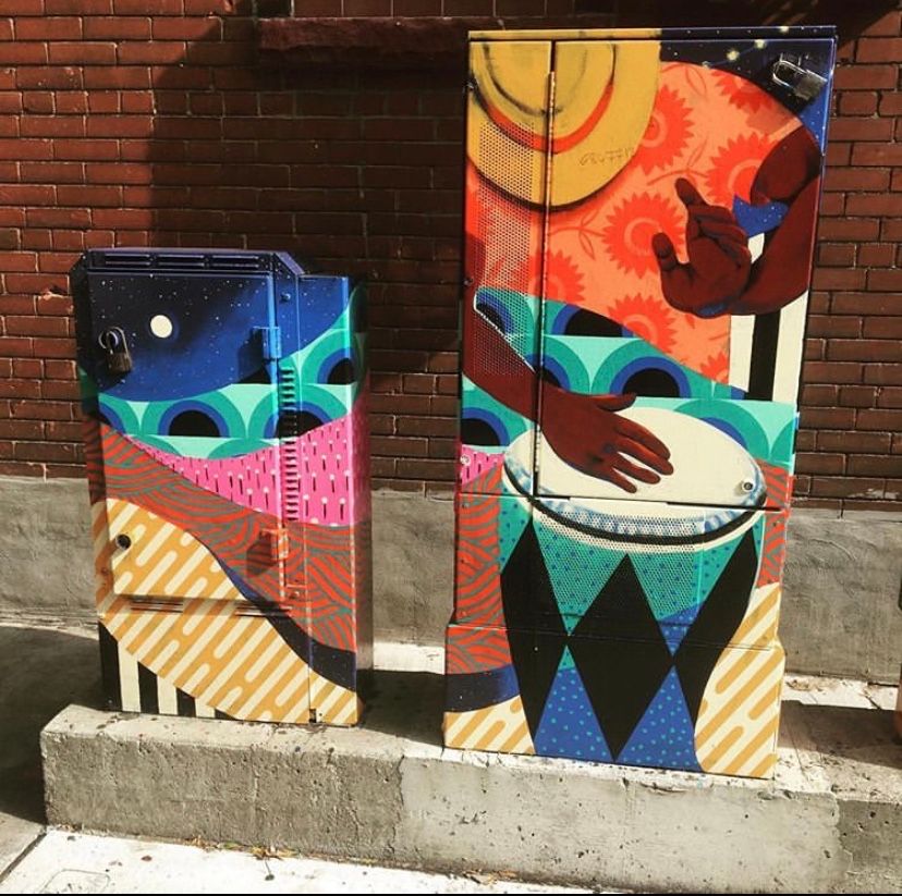 We are pretty darn lucky to have some amazing #streetart in #Bloordale. These are Bell Box murals (ugly brown utility boxes turned into works of art!). 
This pic was snapped by @ultharbastet on IG
