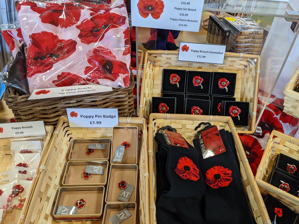 martinpoler's tweet photo. Fcuk y'all I'm gonna win #poppywars this year
@giantpoppywatch #PoppyAppeal #poppy https://t.co/KW18PbZLdR
