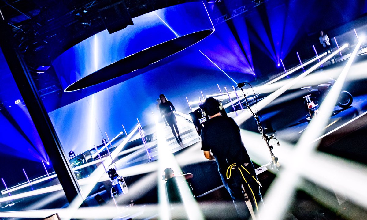 At Studio 21 in Hilversum, the Netherlands, #lightingdesigner &amp; #programmer <a href="/JeroenvanGeffen/">Jeroen</a> worked with production company &amp; gear supplier <a href="/RentAllEurope/">RentAll Europe</a> to create &amp; operate a #lightingdesign using <a href="/robelighting/">Robe Lighting</a> #BMFL WashBeam &amp; #Spiider luminaires. (📸 <a href="/NicoAlsemgeest/">Nico Alsemgeest</a>)