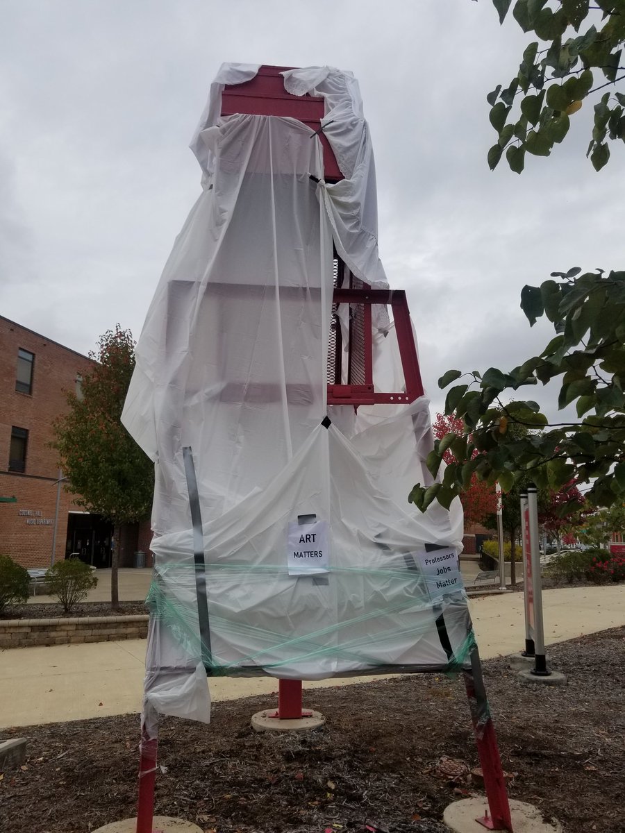 shepard_maderer's tweet photo. Spotted on IUP campus yesterday.
Hell hath no fury like continually-defunded art programs (and their beautifully supportive students) 🔥
#IUP #saveteacherjobs #fundeducation #fundhumanities https://t.co/lrRY3LfroT