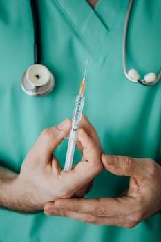 openstoriesco's tweet photo. Medihauxe Pharma Ready to Store, Distribute COVID-19 Vaccine in Telangana, Andhra Pradesh Once Available 

Read More Here...
https://t.co/xyw2LrgFj9

#coronavirus #vaccine #health #covid19 #flu #science #medicine #immunization #nurse #mentalhealth #medical #children #hiv #flushot https://t.co/HbEDNAXu1a