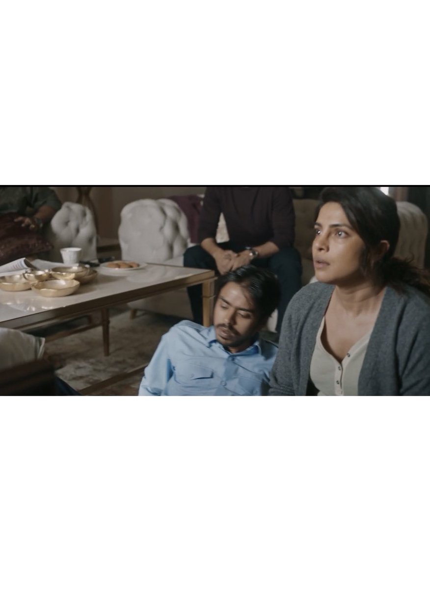 PriyankaDaily's tweet photo. “You’re going to see a performance from her that nobody in the western world has seen from her. In over in India she’s a great actor, but here, what she has done is a revelation.”— Director Ramin Bahrani on @priyankachopra performance as Pinky Madam in #TheWhiteTiger https://t.co/sBHTce3BMu