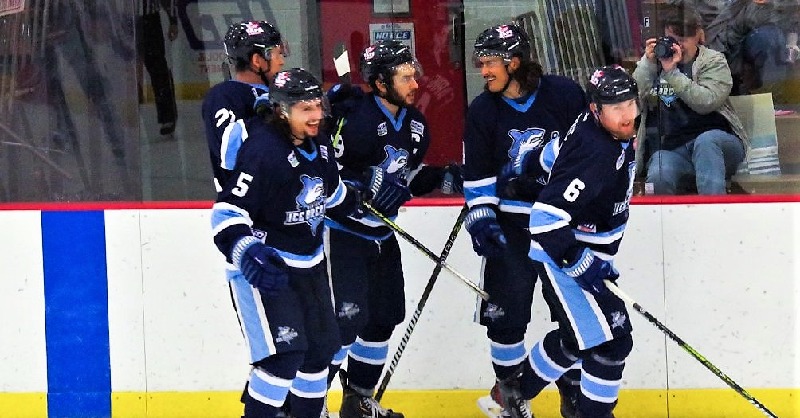 Full Steam Ahead in Mentor; Ice Breakers moving forward on, off the ice despite pandemic: ohiohockeydigest.com/news_article/s…