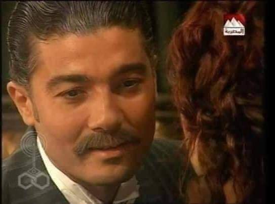 A7medmo5tar191's tweet photo. - أمي كانت بتقول لأبويا يا سيدي يا تاج راسي ..
تعرفي تقولي يا سيدي يا تاج راسي ؟
= أنا مش أمك ..أنا سنية هانم الوراق 
- سنية هانم .. الوراق .. إنتي طالق https://t.co/u3rgYRM8pH