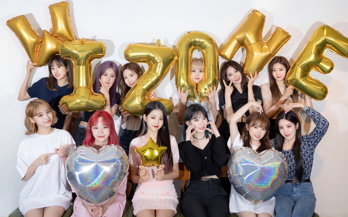 hotaruwus's tweet photo. 102820 - 2 years with IZ*ONE who made me smile, who makes me feel special because these talented and beautiful girls were very sweet and super carin to their fans

HAPPY 2 YEARS IZ*ONE! WE LOVE YOU ALL!!! @official_izone
#DreamTwogetherWithIZONE
#아이즈원과_위즈원의_두_번째_가을 https://t.co/ZDnXxnAHqu