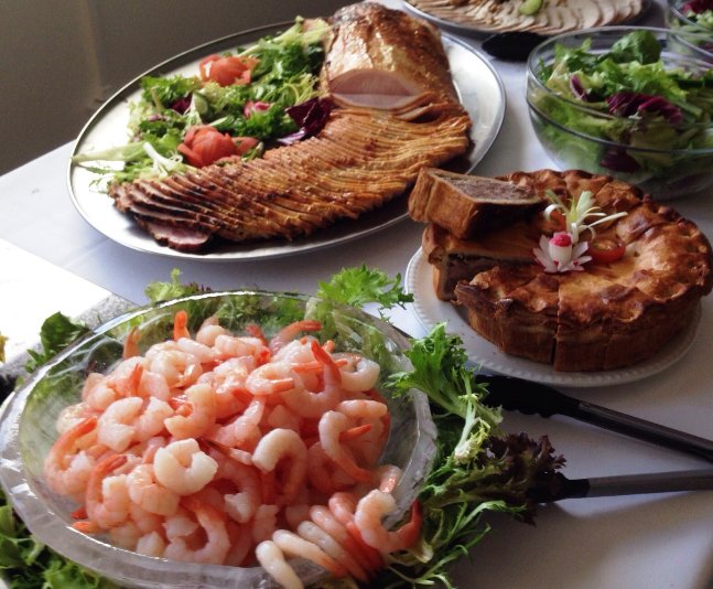 Looking for buffet #catering in #Wolverhampton? A range of hot & cold buffets available – https://t.co/2rYLEdD4WZ https://t.co/R1rTTxhLlJ