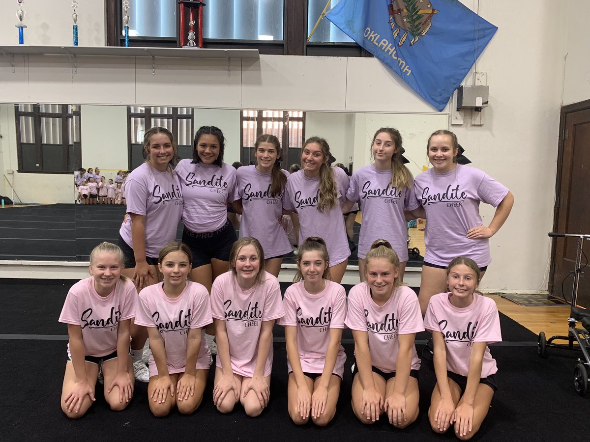 Jr.High Sandite Cheer tweet media