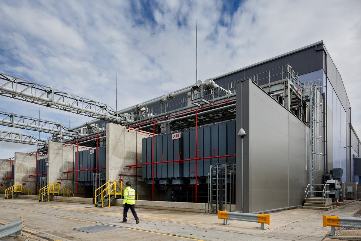 KirbyGroupEng's tweet photo. We are putting the finishing touches in advance of energisation of #HVDC #IFA2 #Interconnector project, which has the capacity to transmit 1GW of power. 
Our HV/MV expertise: https://t.co/IUkArPQdi4 
@nationalgriduk @HitachiPG
#HighVoltage #ConnectingCleanEnergy #carbonneutral https://t.co/QxXHoSoSVM