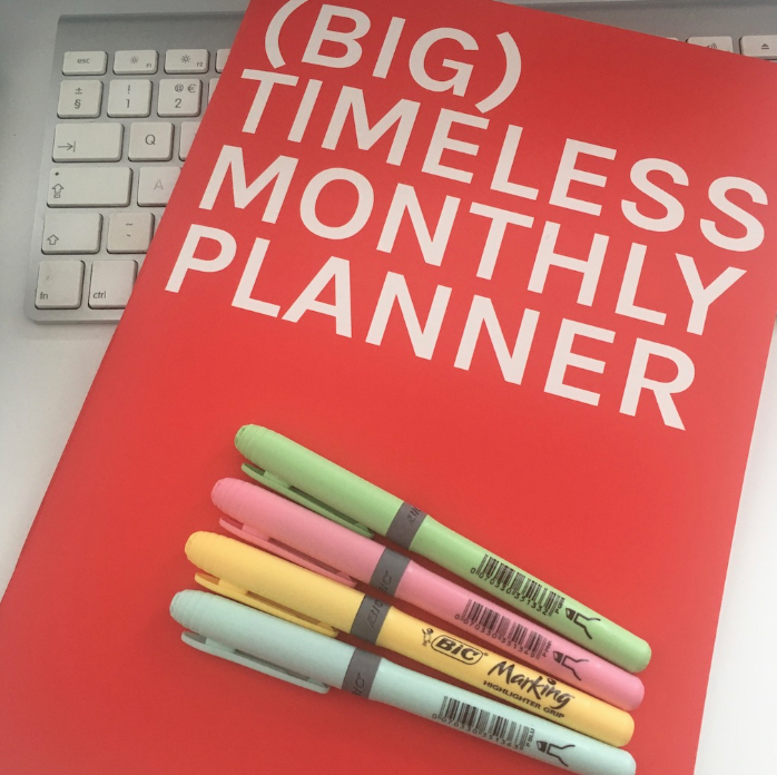Sammy_Punc's tweet photo. Can't fail when a #monthlyplanner gets involved. And it is going to be so pretty with these new highlighters...Even if I have lost count of how many modules I am now doing!!!! Breathe. #studentnurse #PUNC20 https://t.co/gehfNeuFu1