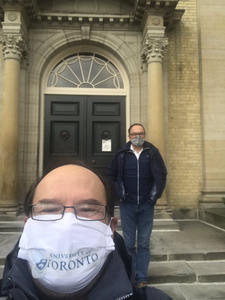 ajhyman's tweet photo. A pleasure to hang out with @bjuul in person for a change. #UofT downtown campus beautiful with #Fall colours and cool projects @uoftlibraries #Robarts and #FrontCampus https://t.co/1P2KJdXMO0