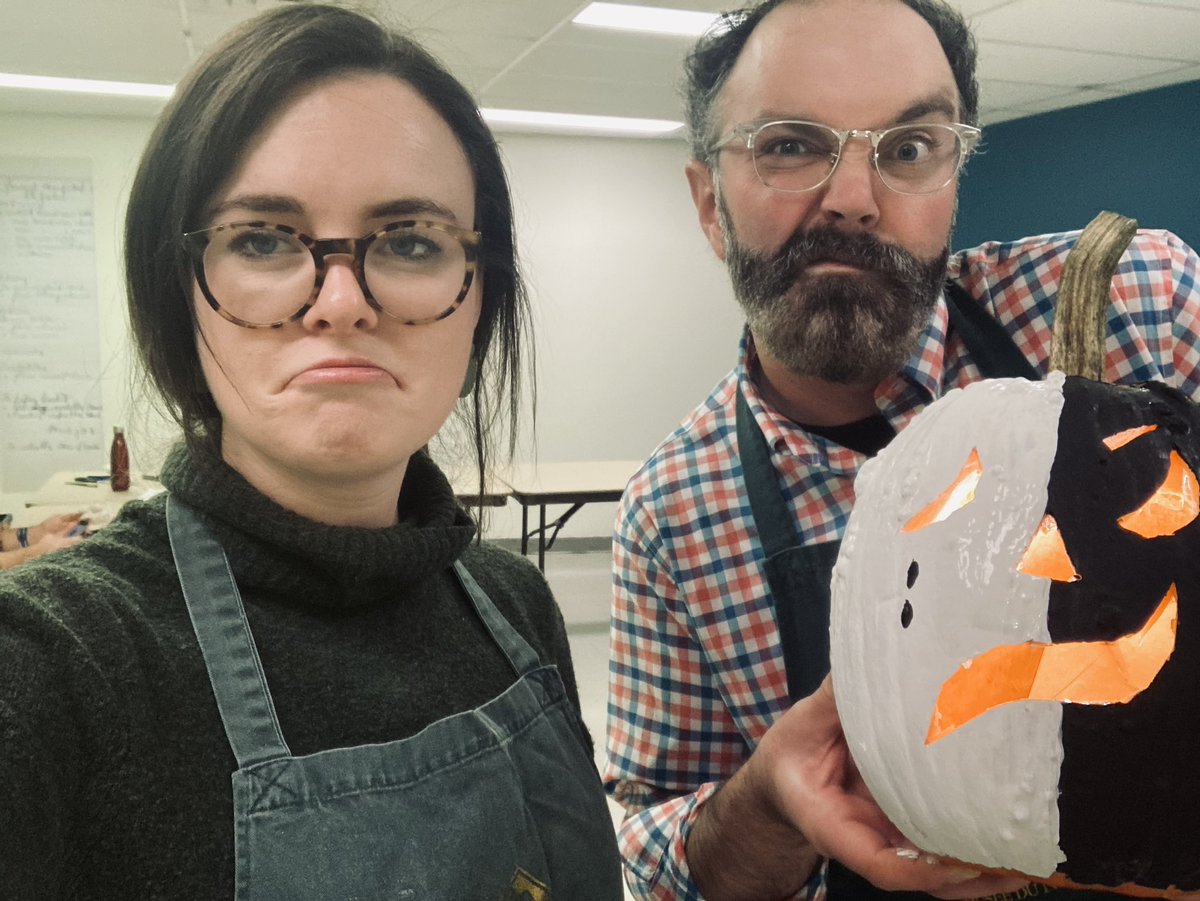 Current work mood at the NBM 😞😠 <a href="/MarketSquareSJ/">Market Square</a> #pumpkincarvingcontest