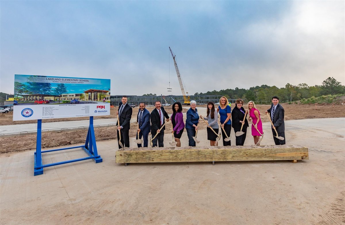 ManhattanBuild's tweet image. We are proud to be part of the team that broke ground on two new elementary schools for @HumbleISD in Humble, Texas! @PBKArchitects #BuildingIsATeamSport Read more about the new elementary schools here: buff.ly/3e0FAm6