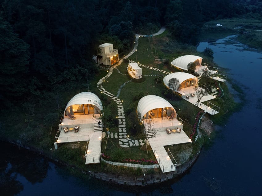 TensileCanopy's tweet photo. Four Luxury Conch Glamping Tents  built in Lakeside, Chengdu, China.

https://t.co/2jMpbLfyGG

#glamping #outdoor #tented #luxurystyle https://t.co/tTA9msU7y7