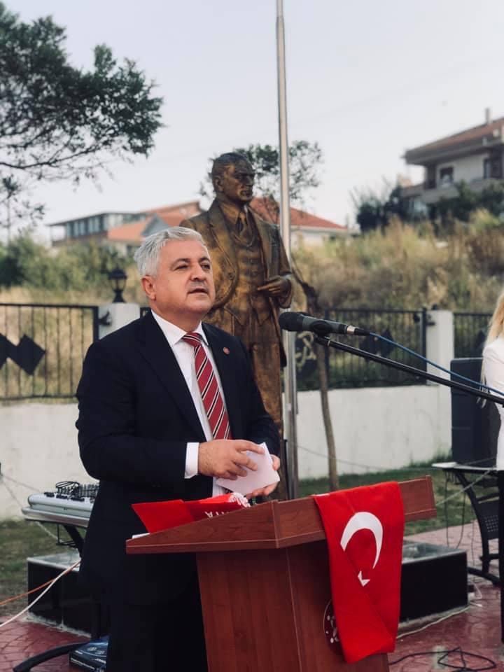 77ridvanacar's tweet photo. Cumhuriyet; fikren, ilmen ve bedenen kuvvetli ve yüksek karakterli  koruyucular İster. Bu duygularla Cumhuriyet Bayramımız kutlu olsun!

#cumhuriyetimizinkuruluşunun97.yılı🇹🇷🇹🇷
#mektebim #gelecekbenim https://t.co/eQul6ZMzuZ