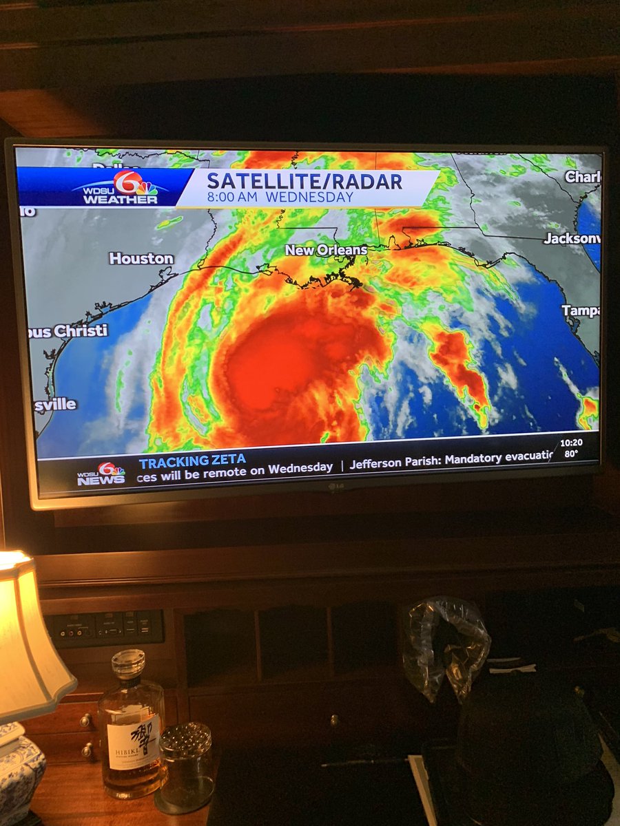 levarburton's tweet photo. I’m in @CityOfNOLA tucked inside and tracking the approach of #Zeta.
#myfirsthurricane
#bydhttmwfi https://t.co/GAjWZbtQtQ