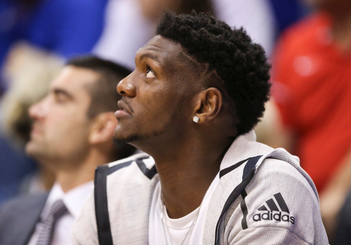 LJWorld's tweet photo. Silvio De Sousa, who recently announced he was leaving the #kubball team, is facing a charge of aggravated battery related to a January incident in downtown Lawrence, according to court records: https://t.co/BCovEmjrl2 https://t.co/WX34vDoEK4