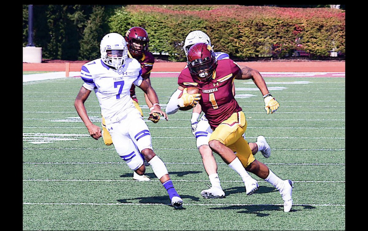 ZandersTravon's tweet photo. Blessed to receive my first offer from Concordia Chicago University!! Go Cougars!! @CoachC_Watkins @MHS_Knights_FB @Coach_Davis3 @larryblustein https://t.co/zfqjmDiwAT