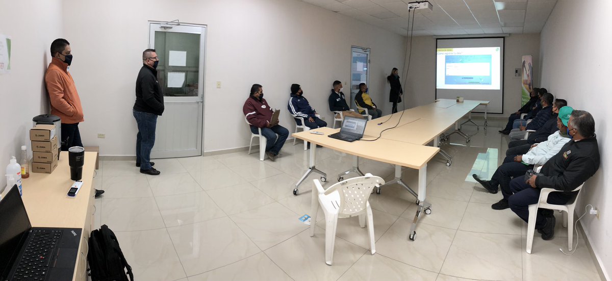 LSSRagasa's tweet photo. Desde tempranito empezando en Distribución Horizontal con la Semana Competitividad de Negocio y Mejora Continua. #MejorandoJuntos 💡🔝 #SomosRagasa🍀 https://t.co/7B6ySoD21E