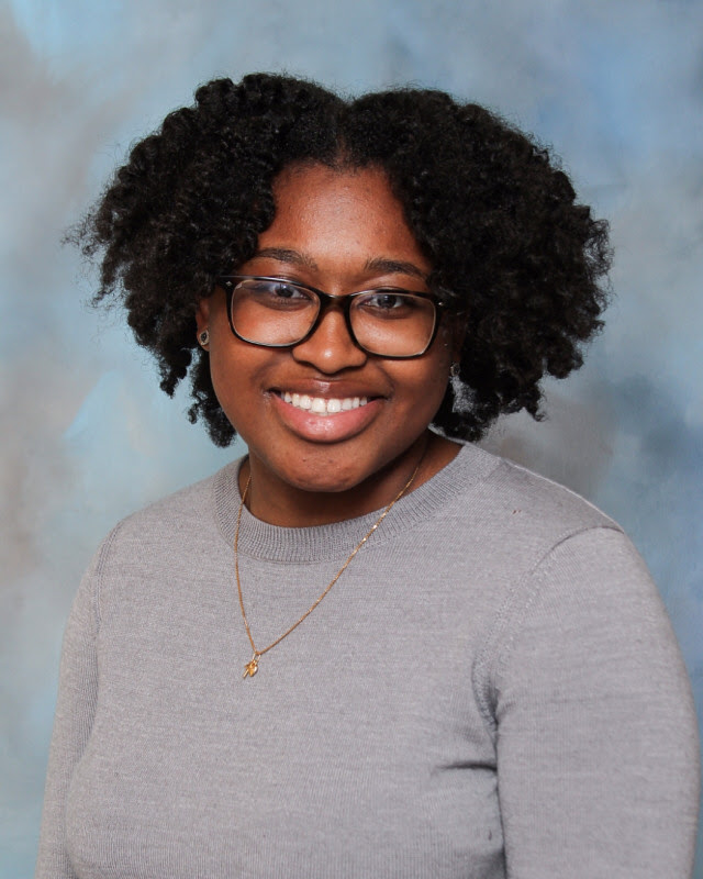 CCSCambridge's tweet photo. Congratulations to CCSC Seniors Bernice &amp; Andronaelle, who received the @saintmichaels Book Award for Academic Achievement &amp; Social Conscience this fall in recognition of their academic success and exemplary community service involvement. 🎉📖✨ #BelongGrowAchieve #EdThatAddsUp https://t.co/JOgq7K6zbt