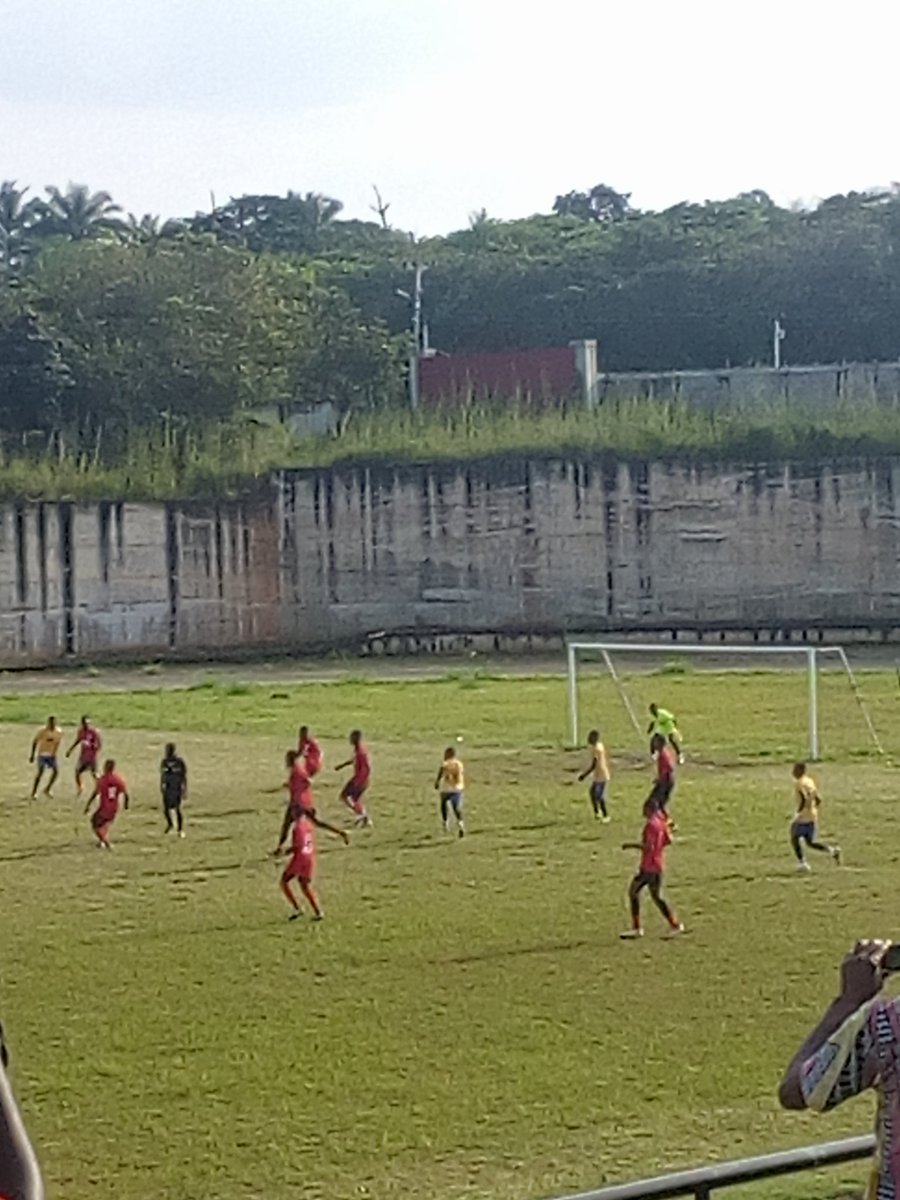 UdalaFCU's tweet photo. 10' 
#Dosad 0-0 #Udala 

#DOSUDA https://t.co/XRFmFzh2ix