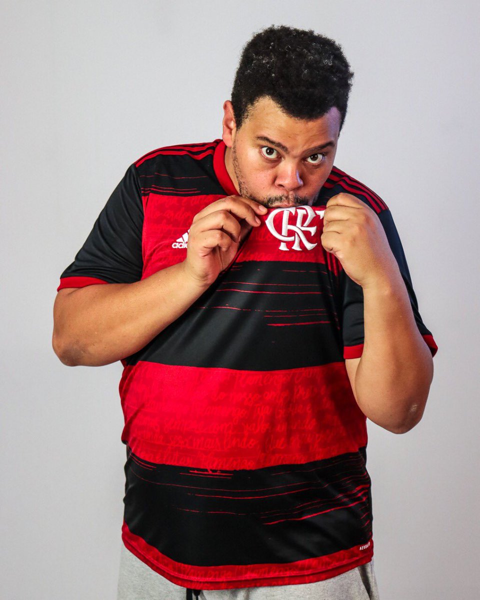 BabuSantana's tweet photo. "Cada brasileiro, vivo ou morto já foi Flamengo por um instante, por um dia."
-Nelson Rodrigues ❤️🖤🙅🏿‍♀️

#DiaDoFlamenguista #VistaOManto https://t.co/pmHSauRC6Z