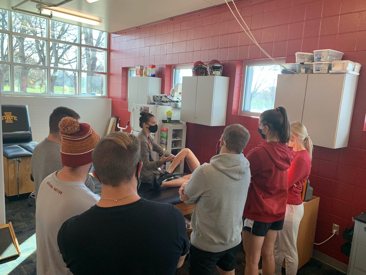 CyclonesAT's tweet photo. Iowa State athletic training alumni and current massage therapist Emily Robinson demonstrates various techniques with first year graduate students in the therapeutic modalities class https://t.co/TxD8Bpt5qN