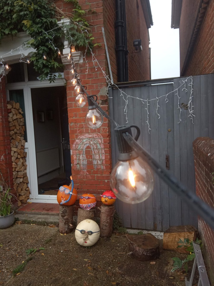 naydawson's tweet photo. Thank you @glenscrivener @SpeakLifeUK  for the inspiration for this #house #light #funnypumpkins #halloween https://t.co/L5J92nv9WB https://t.co/hkdZKBmMNL