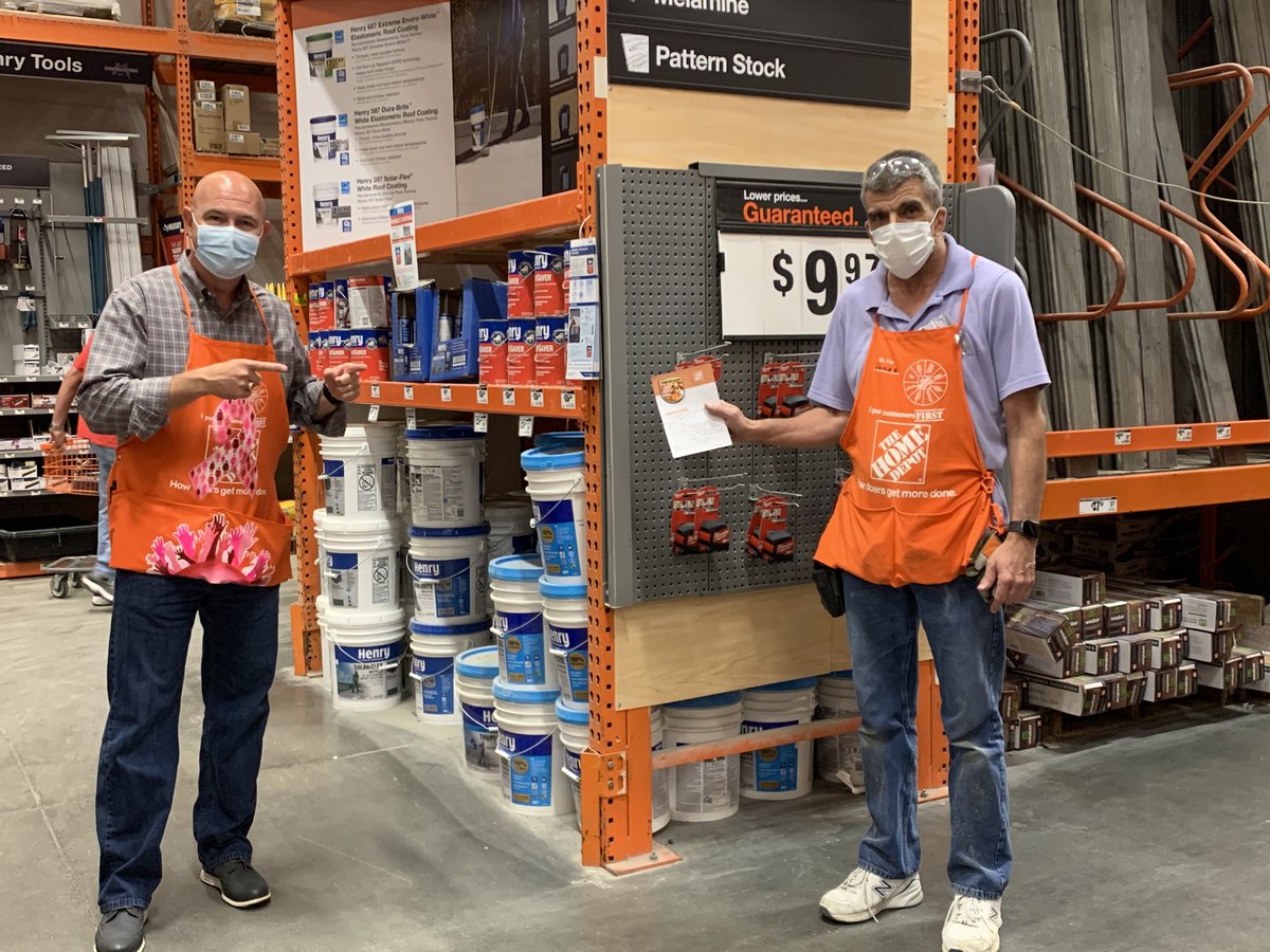 CampSweenScott's tweet photo. More with team 3019! Recognizing James and LeAnn for their performance and Melissa for her awesome support of our Associates! Well done team! https://t.co/JpfpMR8Mhl